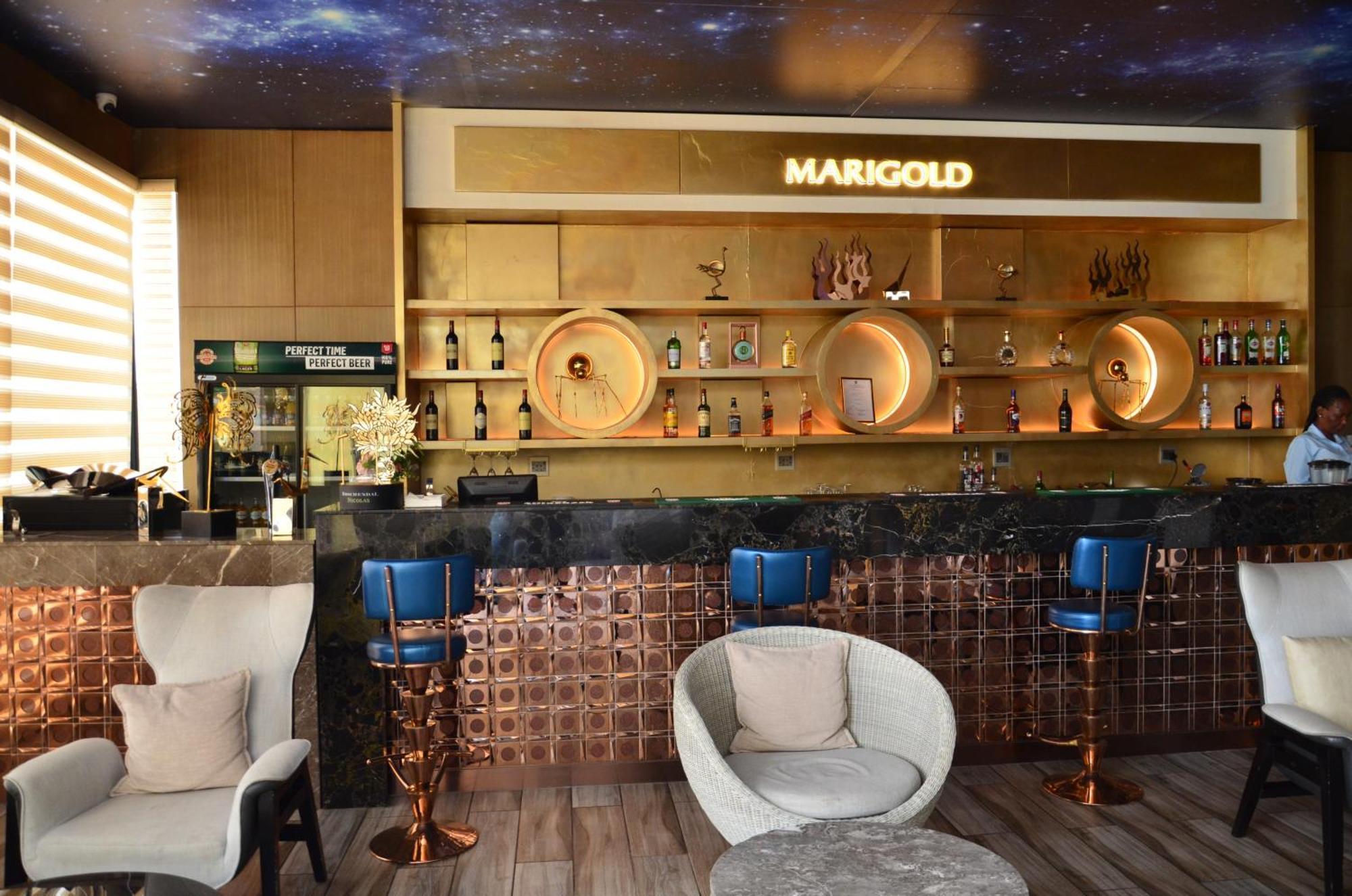 Marigold Hotel & Restaurants Windhoek Exterior photo